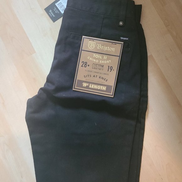 NWT Men's Brixton Chino Short in Black - Size 28 - Picture 2 of 4